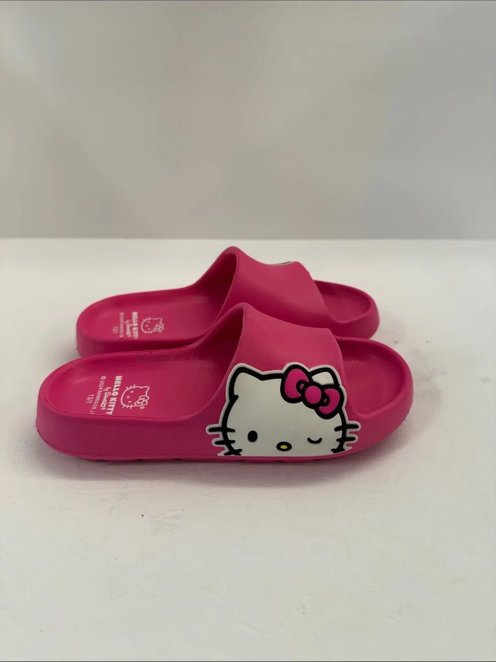 Kids Hello Kitty Pink Slides Size 13/1